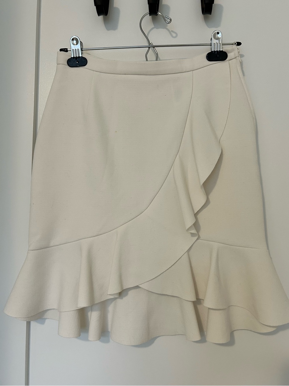 H&M Cream Ruffle Mini Skirt